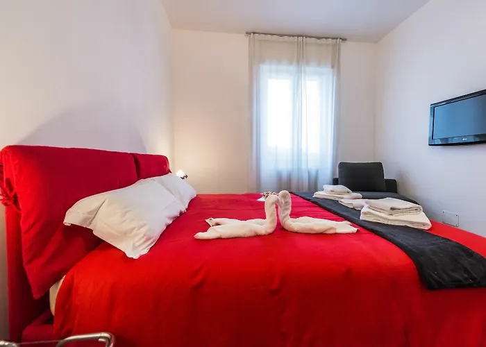 Lapacano Art Galery Guest house